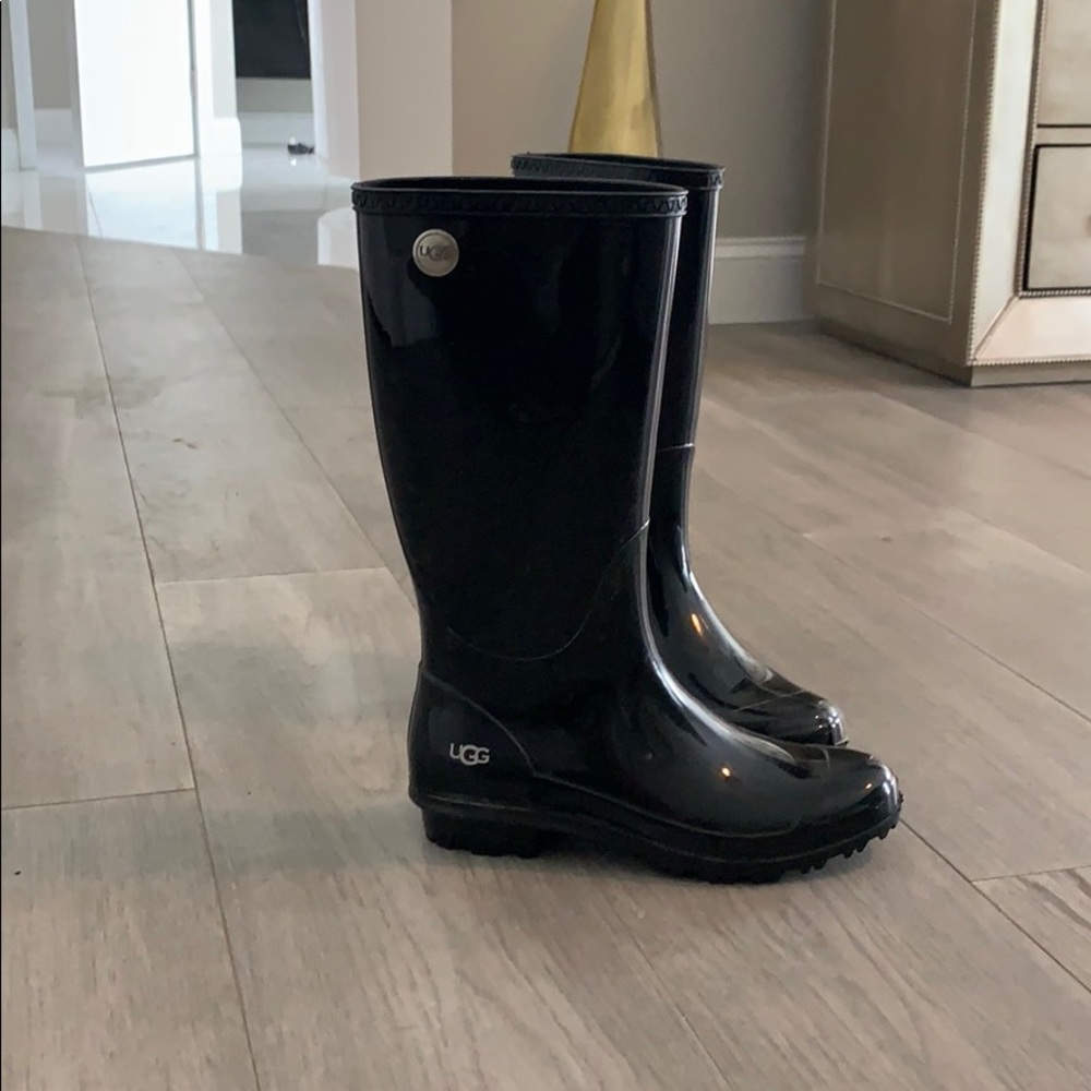 Rain boots